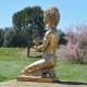 Grande statue de Bouddha européen de l'offrande, résine couleur or