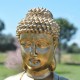 Grande statue de Bouddha de la bénédiction, résine et couleur or