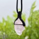 Pendentif Quartz Rose brut + cordon