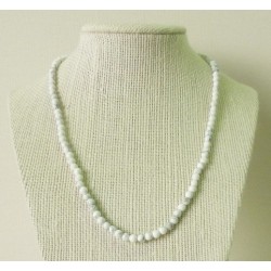 Collar Howlita perlas redondas 4mm
