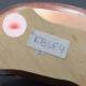 Fuchsita bruta sobre zócalo de madera barnizada KBFS4