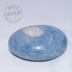 Calcite bleue  galet 26