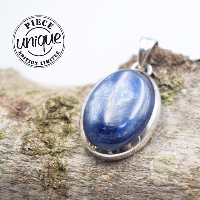 pendentif cyanite