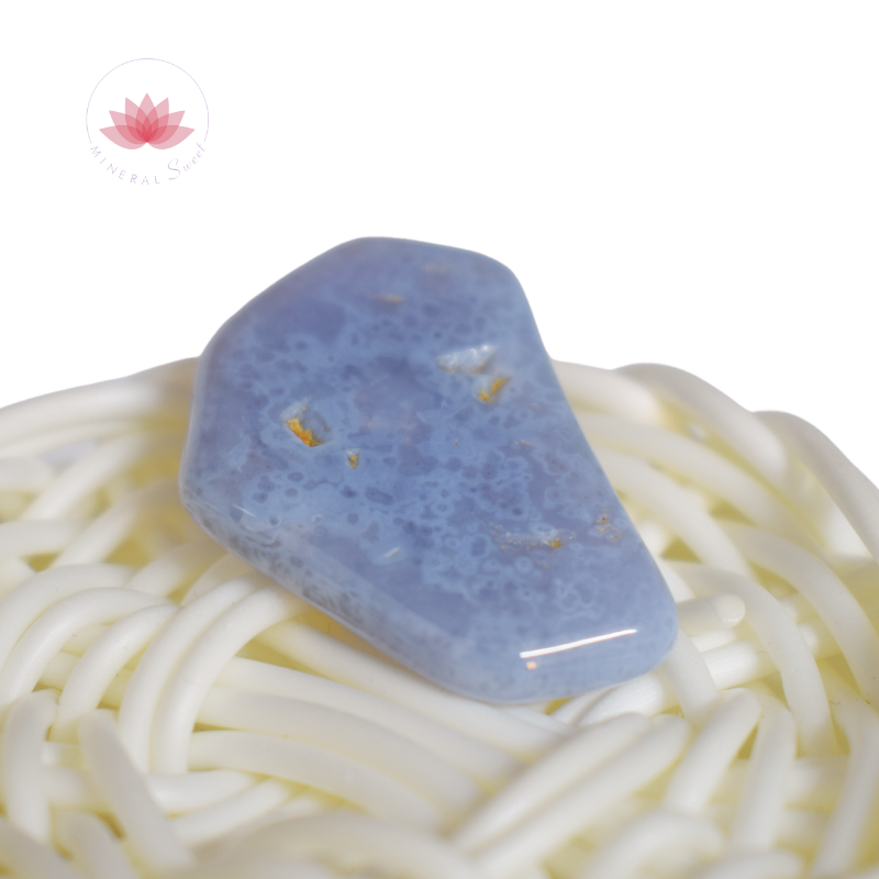 calcédoine bleue pierre roulée